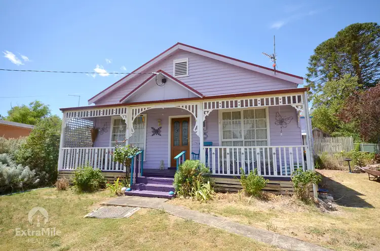 17 Ligar Street, Clunes VIC 3370