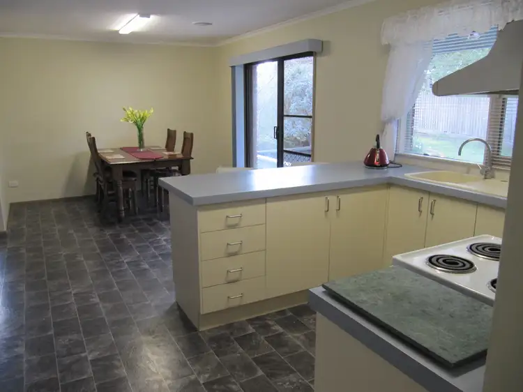Fifth view of Homely house listing, 8 Scenic Court, Gisborne VIC 3437