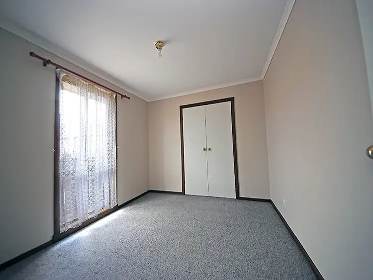 Sixth view of Homely house listing, 4 Lowan Court, Portland VIC 3305