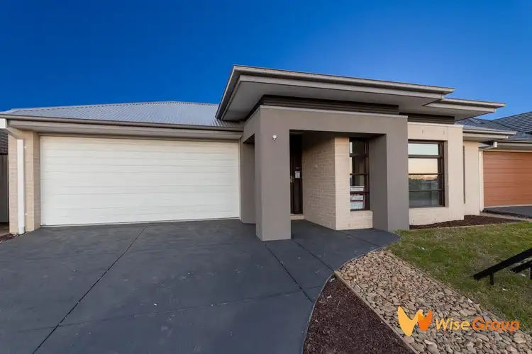 12 Bellario Circuit, Clyde North VIC 3978