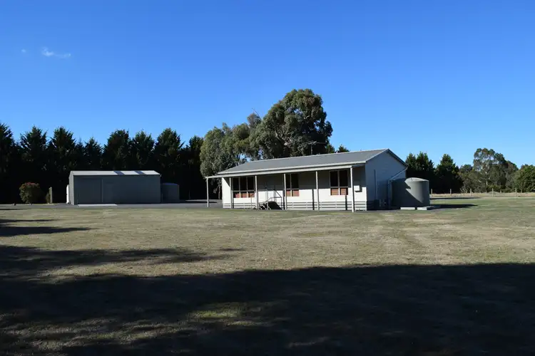 5498 Geelong- Ballan Road, Ballan VIC 3342
