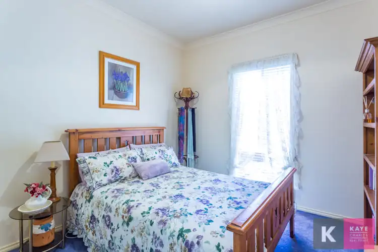 Fifth view of Homely house listing, 5 Mitchell Close, Pakenham VIC 3810