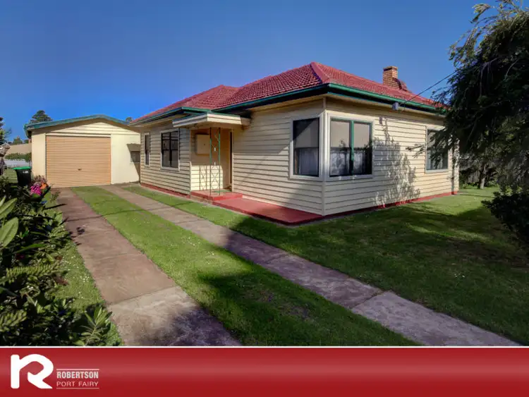 15 Albert Street, Port Fairy VIC 3284