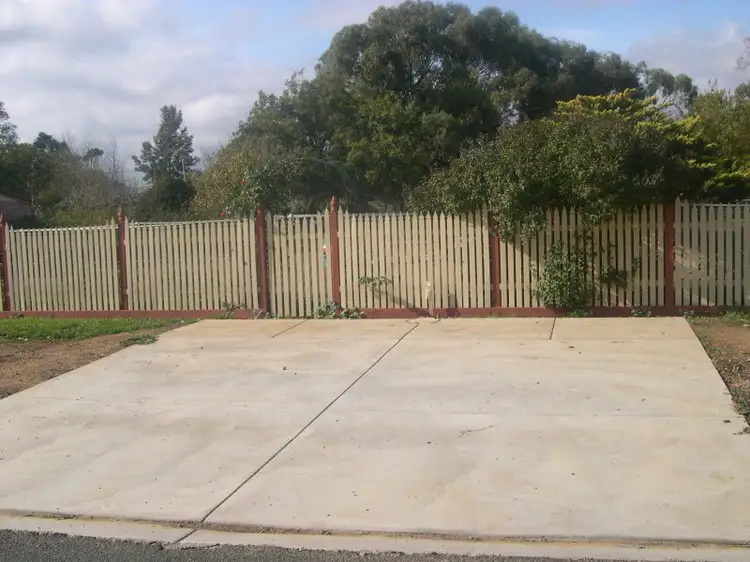 59 Baynes Street, Rochester VIC 3561