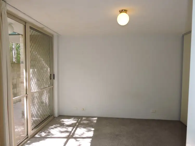 Fifth view of Homely apartment listing, 2/10 Union Street, Taringa QLD 4068
