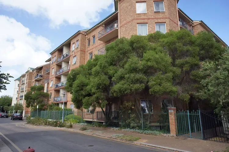 D25/17 Eden St, Adelaide SA 5000