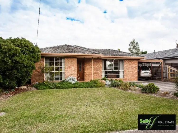 15 Eisenhower Street, Warragul VIC 3820