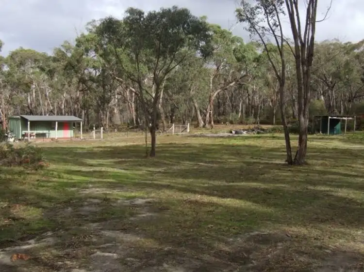 35 Rozenstein Drive, Dereel VIC 3352