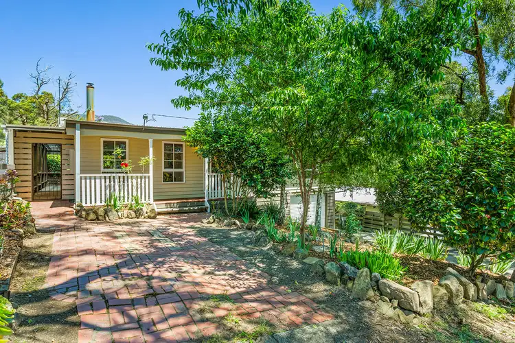 8 Garibaldi Street, Badger Creek VIC 3777