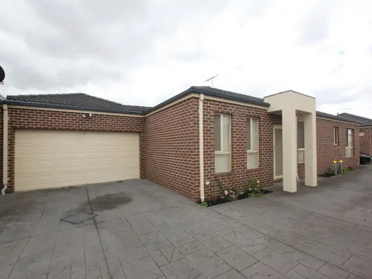 Main view of Homely unit listing, 2/7 Fawcett Street, Sunshine North VIC 3020