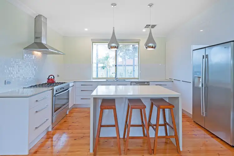 14 Melveen Street, Modbury SA 5092