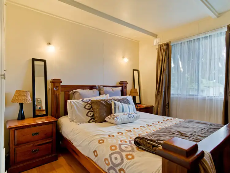 Fifth view of Homely house listing, 10 Van Heurck Street, Castlemaine VIC 3450