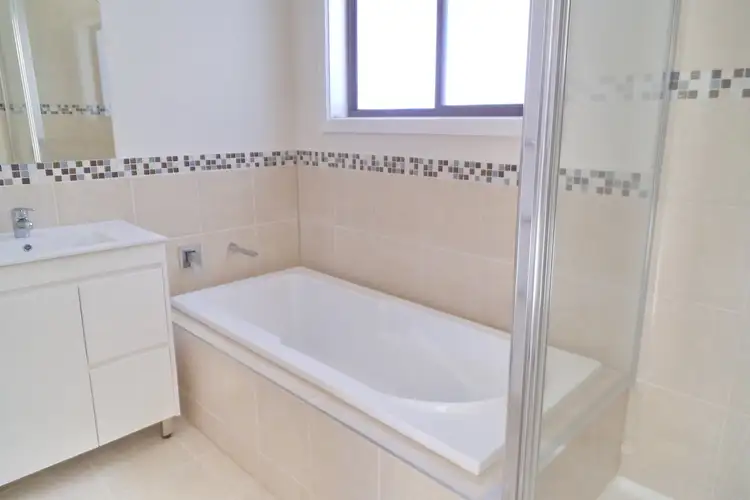 Sixth view of Homely unit listing, 2/22 Malcolm Street, Mansfield VIC 3722