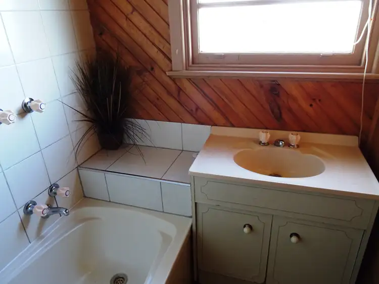 Sixth view of Homely house listing, 18 Primrose Street, Wendouree VIC 3355