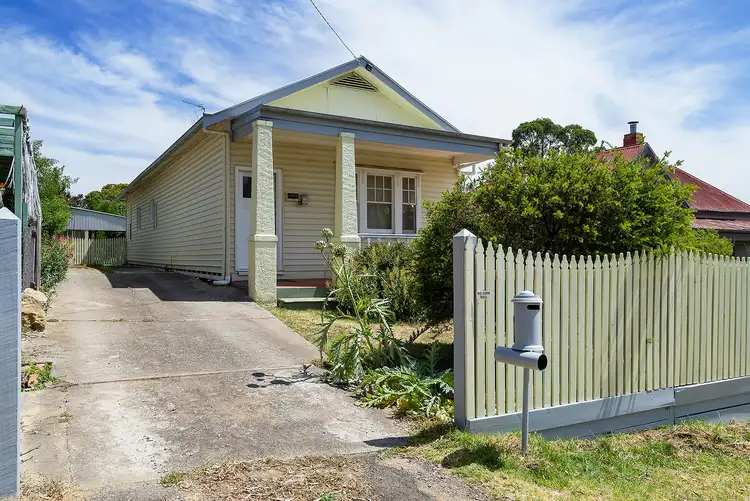 10 Wimble Street, Castlemaine VIC 3450