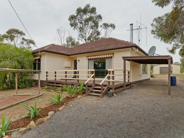 38 Monash Street, Newstead VIC 3462