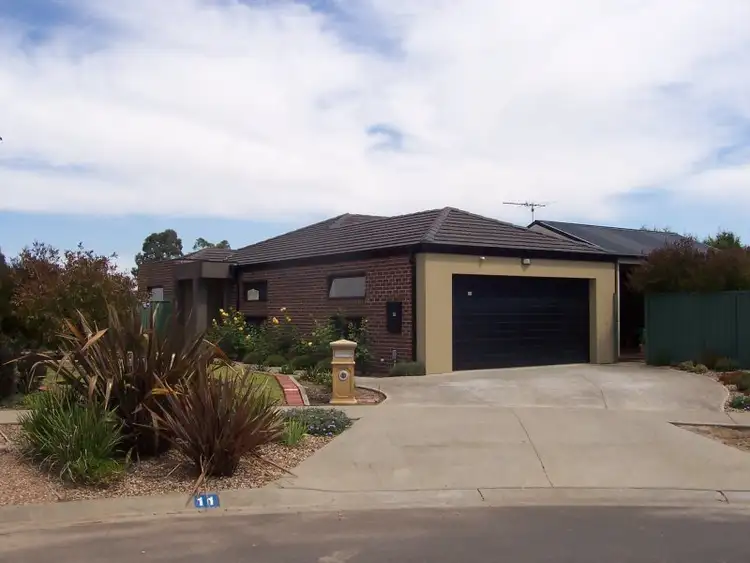 11 Sunline Court, Ballan VIC 3342