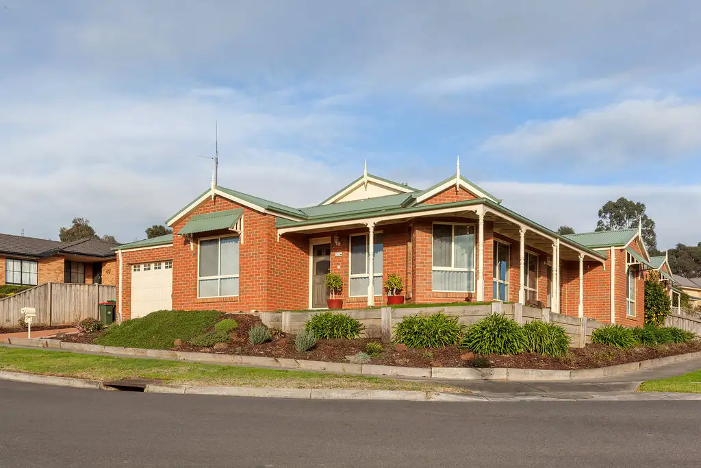 Main view of Homely house listing, 21 Grange Crescent, Warragul VIC 3820