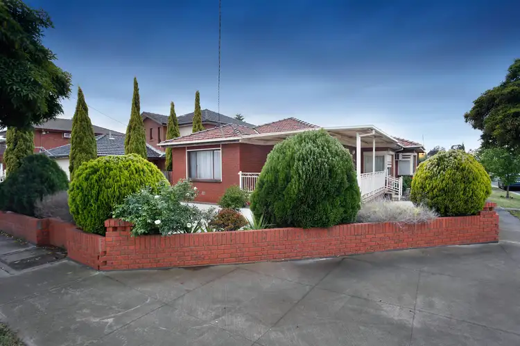 64 Fitzgerald Road, Sunshine West VIC 3020