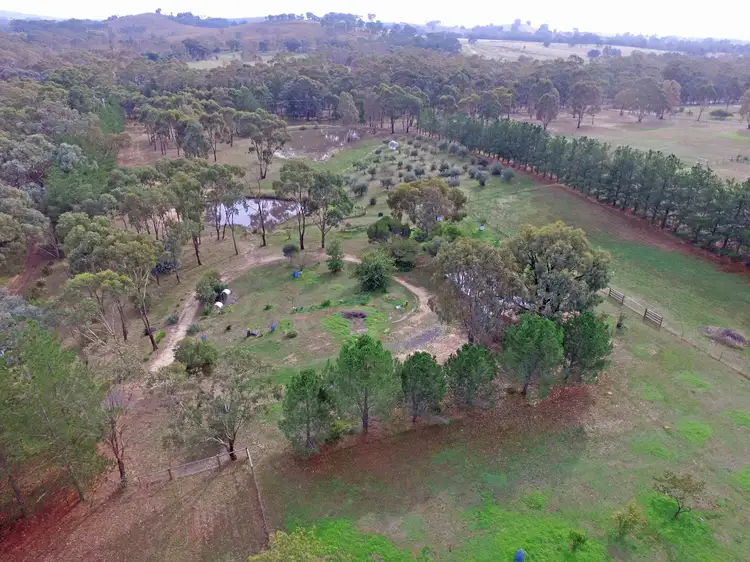 23 Greens Lane, Heathcote VIC 3523
