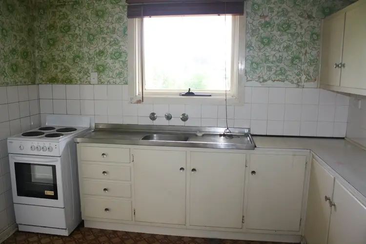 Fourth view of Homely house listing, 6 Holloway Crescent, Mount Gambier SA 5290