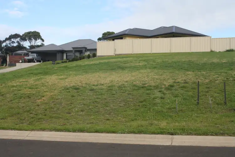 16 Dolomite Drive, Mount Gambier SA 5290