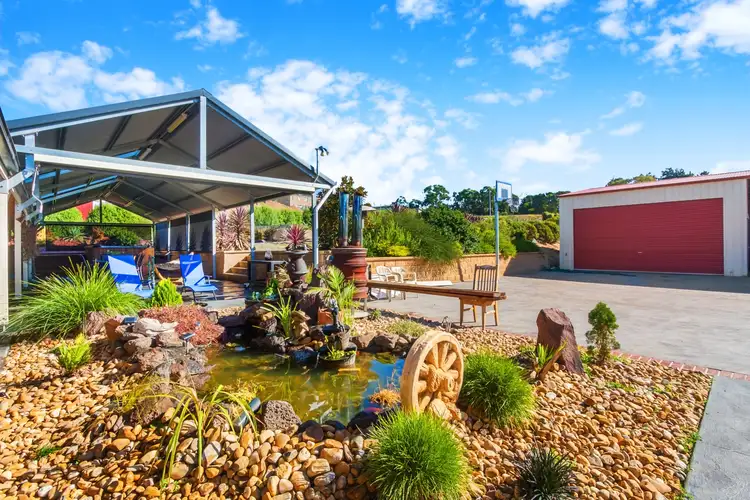 Second view of Homely house listing, 3 Drovers Close, Drouin VIC 3818