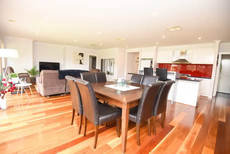 Fifth view of Homely house listing, 6 Marion Place, Drouin VIC 3818