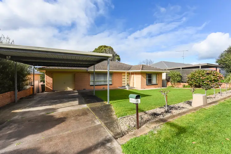 Second view of Homely house listing, 21 CURRAWONG CRESCENT, Mount Gambier SA 5290