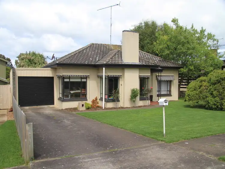 Second view of Homely house listing, 5 Finch Street, Mount Gambier SA 5290