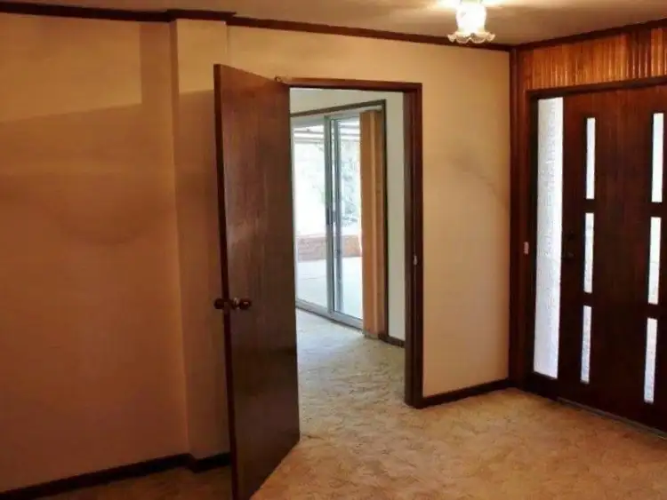 Second view of Homely house listing, 31 Giffard Street, Newbridge VIC 3551