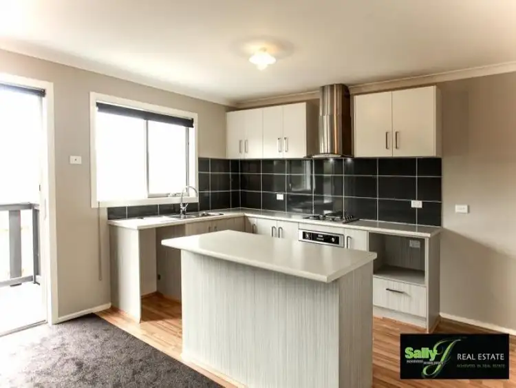 Fourth view of Homely unit listing, 2/35 Victoria Street, Drouin VIC 3818