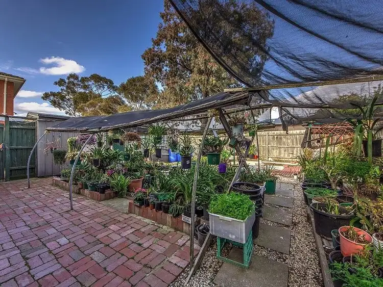 Fifth view of Homely house listing, 18 Pinaroo Avenue, Sunshine West VIC 3020