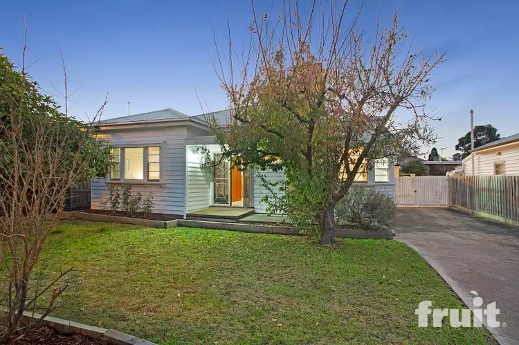 65 Shannon Avenue, Manifold Heights VIC 3218