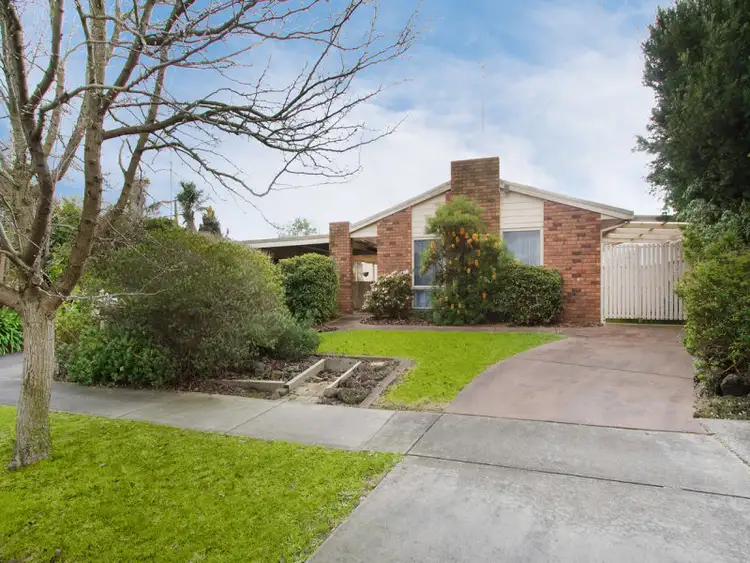 19 Forrest Street, Drouin VIC 3818