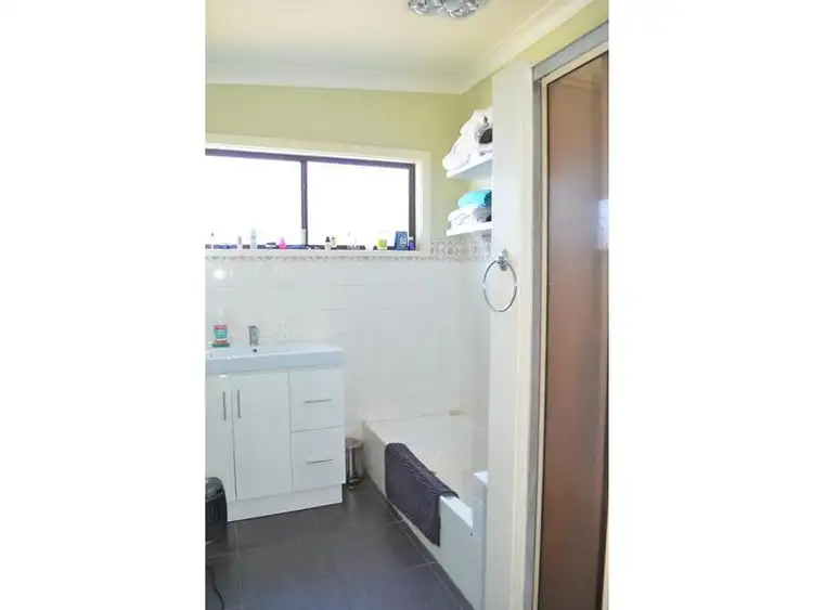 Fifth view of Homely house listing, 8 Allen Crescent, Stawell VIC 3380
