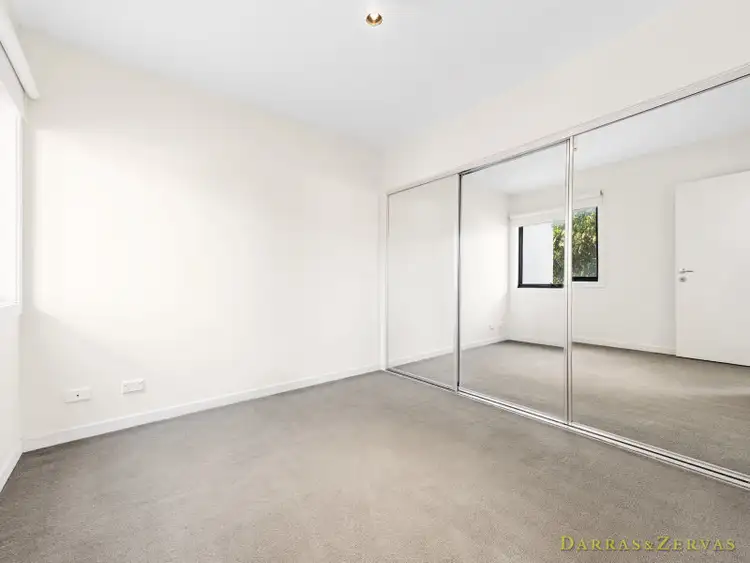 Fourth view of Homely apartment listing, 27/2 Greenfield Drive, Clayton VIC 3168