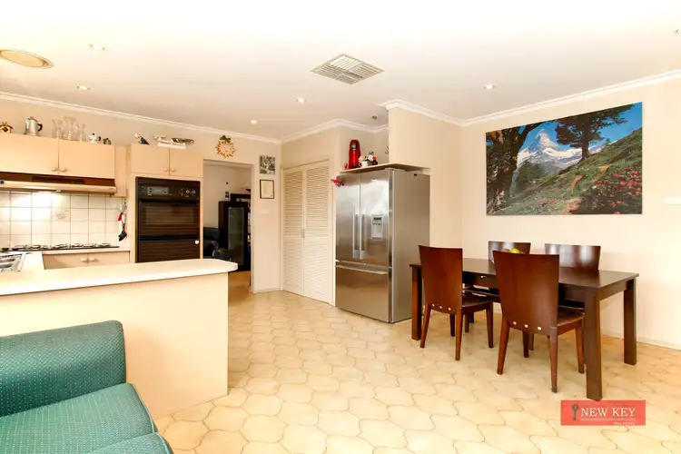 Fifth view of Homely house listing, 6 Clover Court, Thomastown VIC 3074