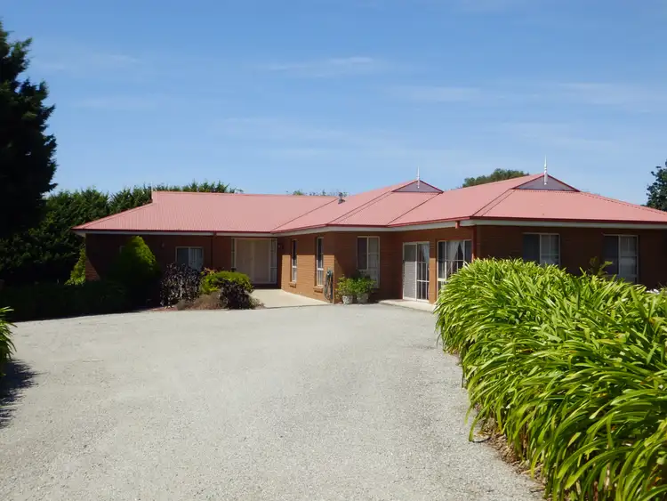 2 Camelot Court, Warragul VIC 3820