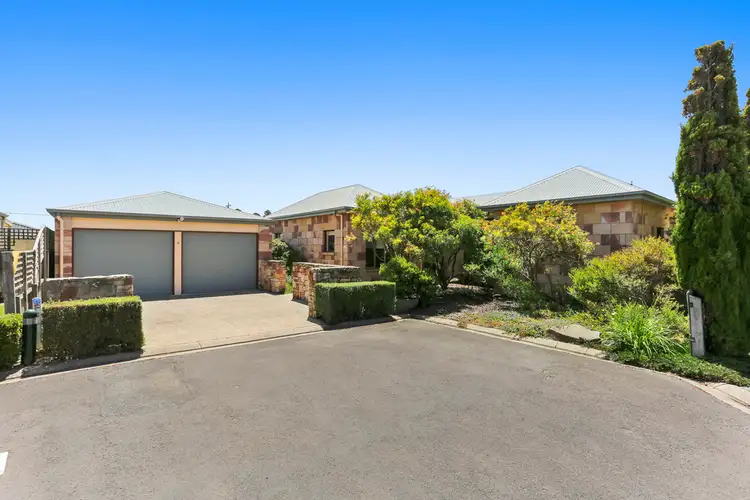 4 Terjesen Court, Port Fairy VIC 3284
