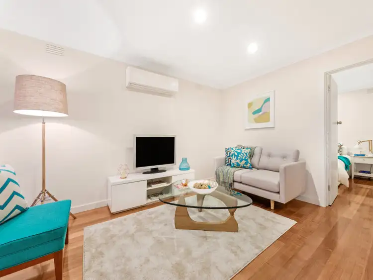 3/2 Thomas Street, Clayton VIC 3168