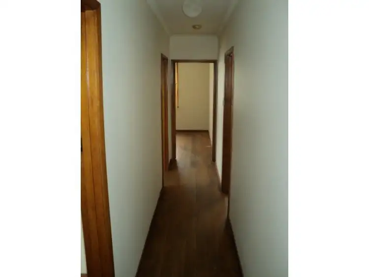 Seventh view of Homely house listing, 2 White Avenue, Hamilton VIC 3300