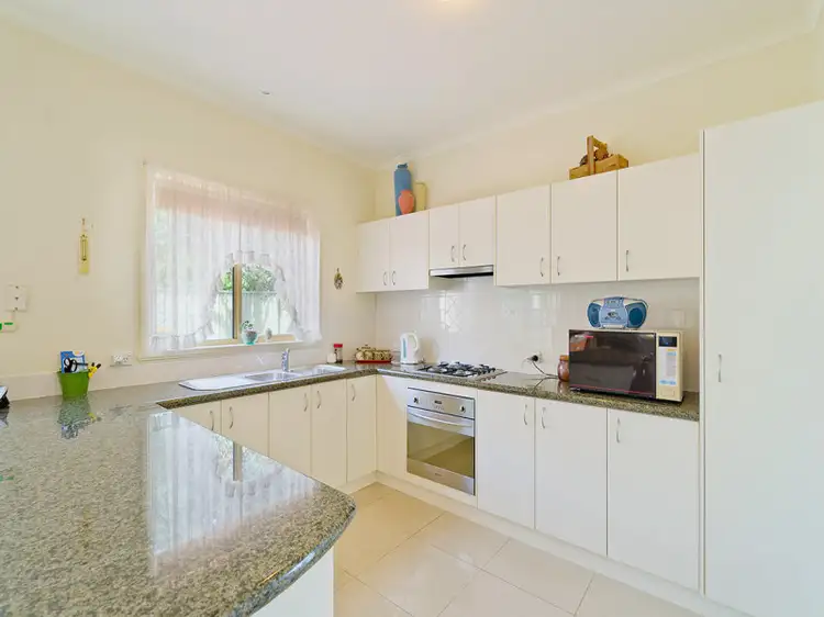 Fourth view of Homely unit listing, 8/12 Saint Street, Castlemaine VIC 3450