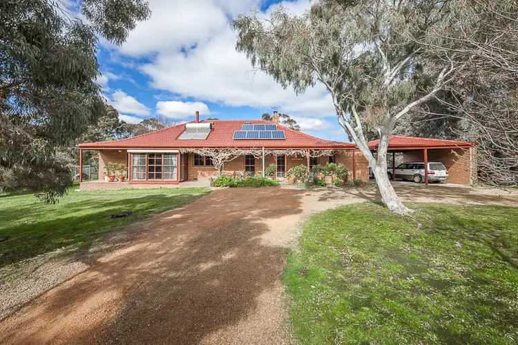 17 Plantation Road, Riddells Creek VIC 3431
