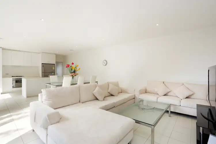 Second view of Homely house listing, 4 Gipps Ct, Mulgrave VIC 3170