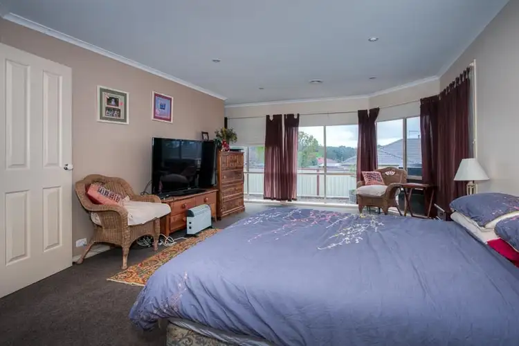 Seventh view of Homely house listing, 8 Clover Court, Romsey VIC 3434