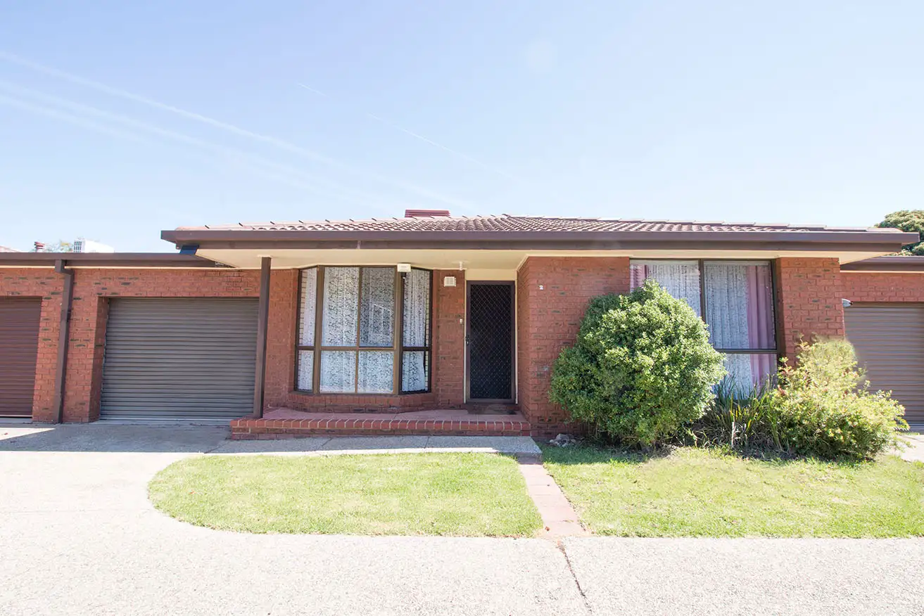 Main view of Homely townhouse listing, 2/428 Kotthoff Street, Lavington NSW 2641