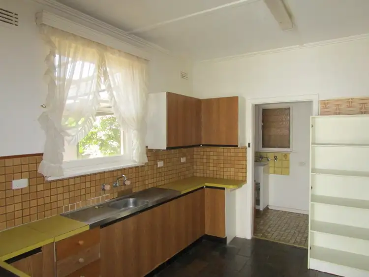 Fifth view of Homely house listing, 1 TORRENS STREET, Mount Gambier SA 5290