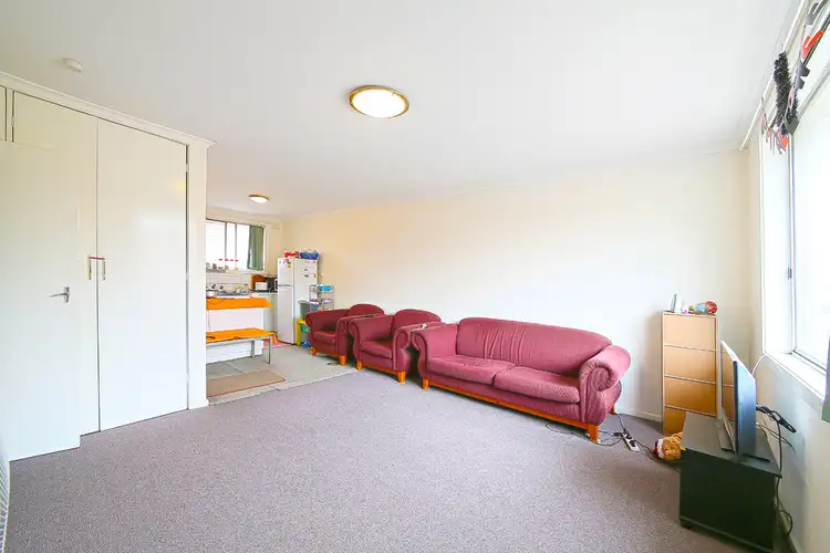 Fifth view of Homely flat listing, 5/123 Anderson Rd, Sunshine VIC 3020