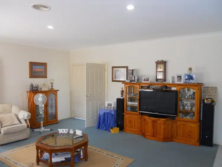 Fifth view of Homely house listing, 1/15 Fairway Drive, Drouin VIC 3818